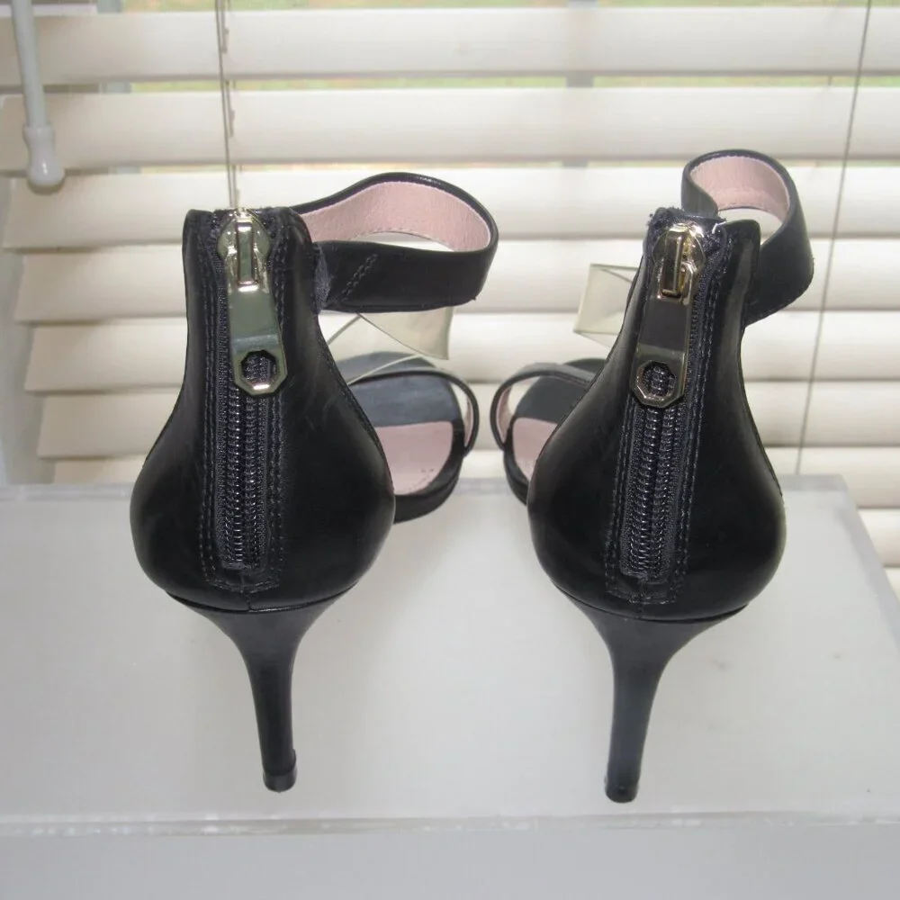 LOUISE ET CIE Hallia Minimalist Open Toe Chic Black Sandals Size 7M